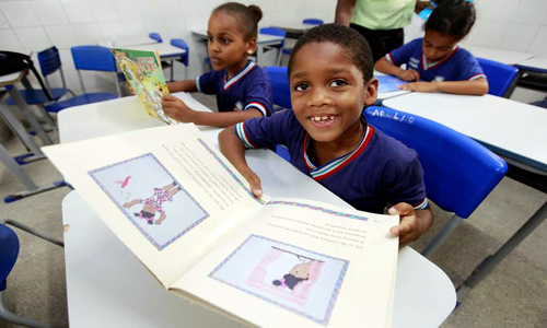 Educar para Transformar celebra um ano fortalecendo a educação pública