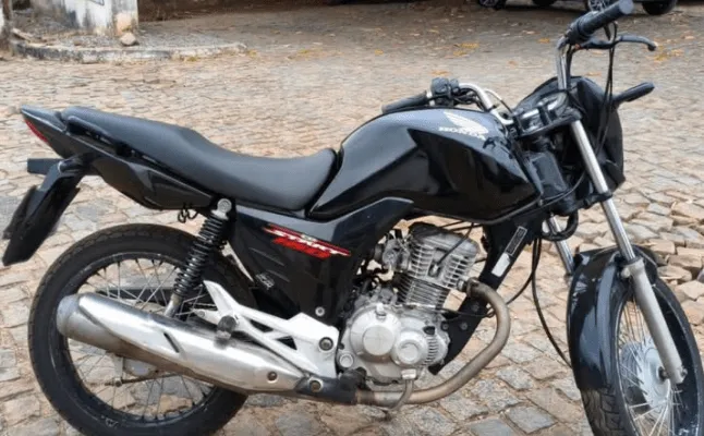 Moto com sinais adulterados é apreendida em Guanambi