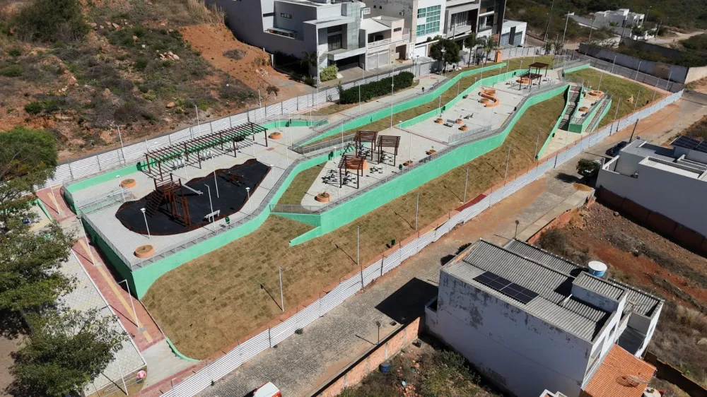 Prefeitura de Caetité entrega Praça do São Vicente com estrutura para lazer e convivência