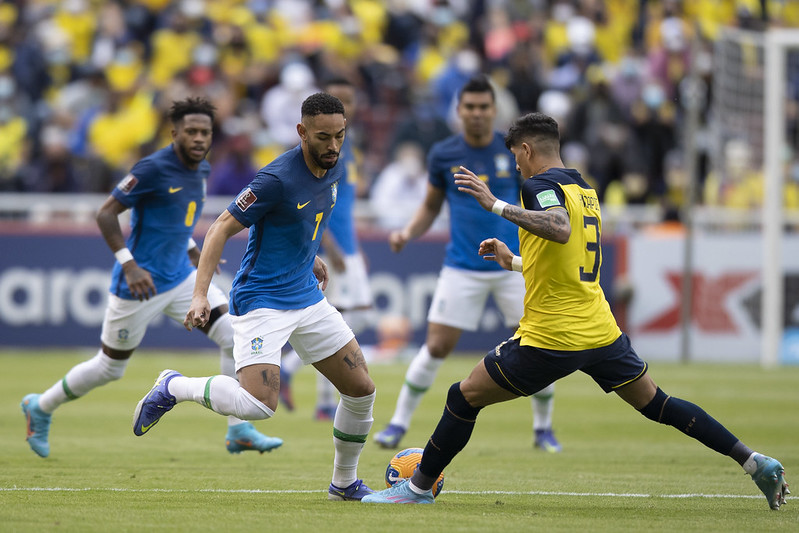 Salvo pelo VAR, Brasil empata com o Equador em Quito