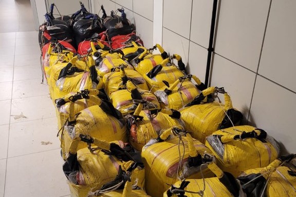 Ação da PF apreende mais de uma tonelada de cocaína na Bahia 