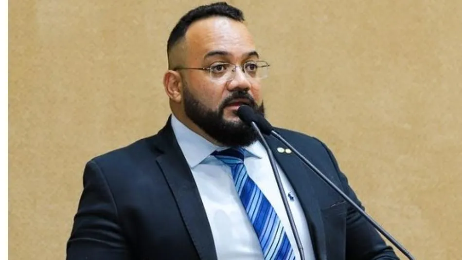 Alexandre de Moraes manda PF investigar deputado baiano após denúncia contra Flávio Dino