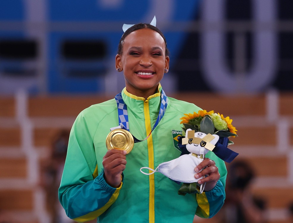 Com ouro no salto, Rebeca Andrade é a primeira campeã olímpica da ginástica artística brasileira