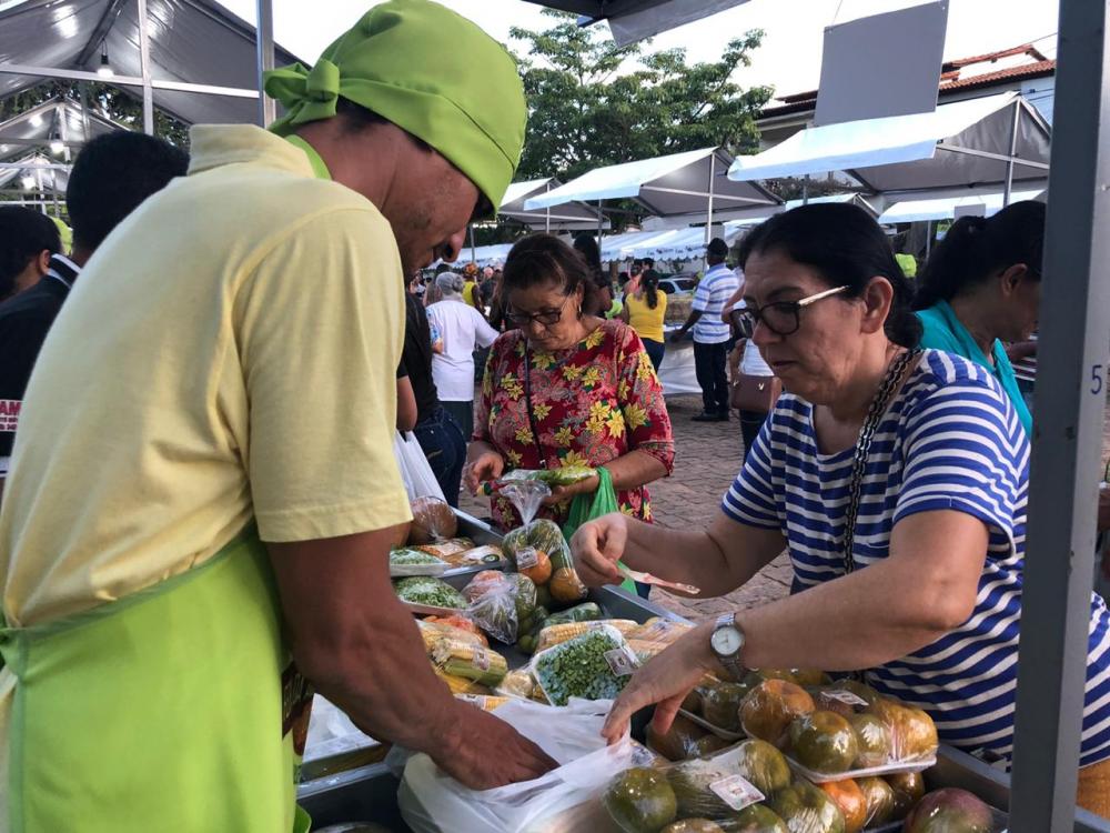 Feira da Agricultura Familiar de Base Agroecológica é realizada com sucesso em Caetité