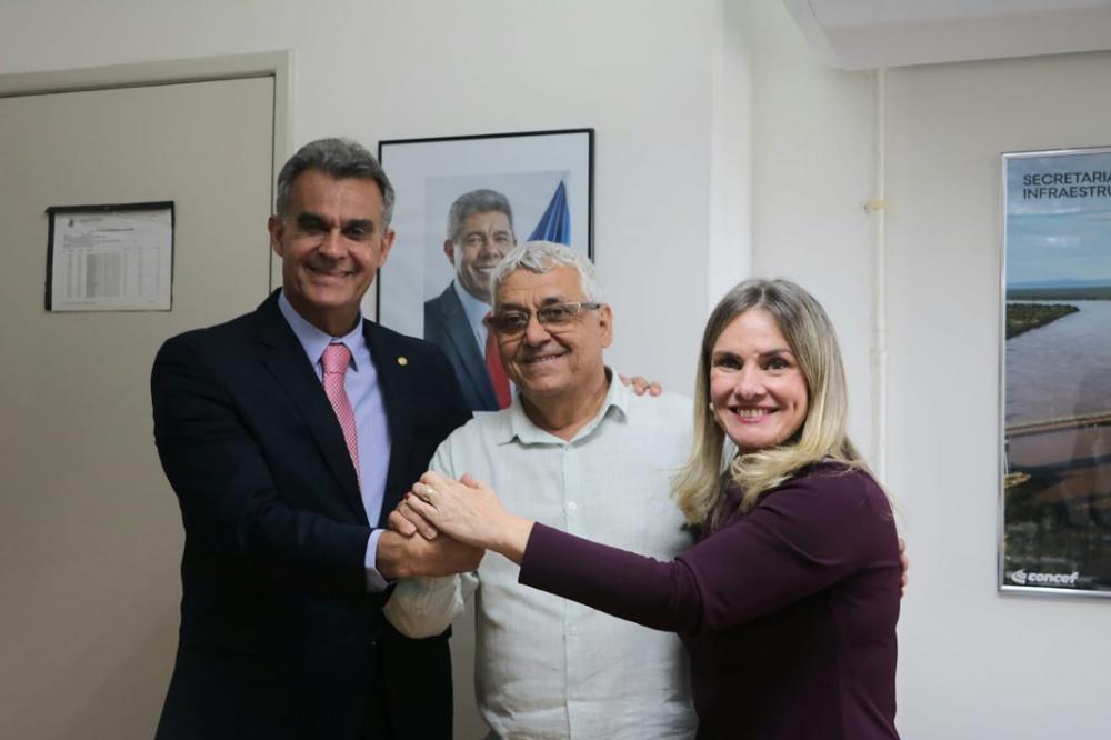 Após trabalho de Ivana, assinada Carta compromisso para obra de iluminação em Caetité