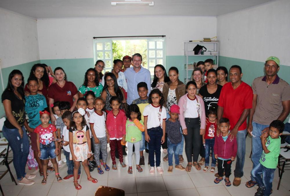 Caetité: Prefeito Aldo Gondim visita escolas municipais na volta às aulas 2019