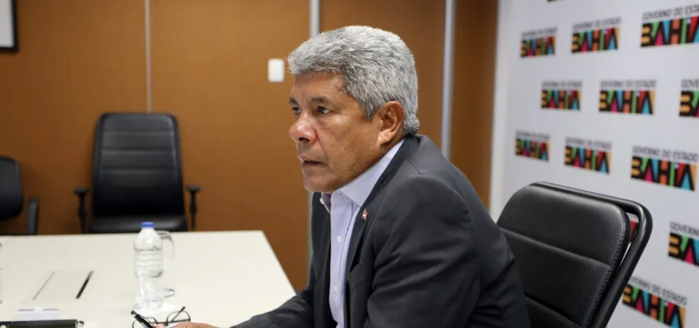 Jerônimo oficializa mudanças no secretariado da Bahia