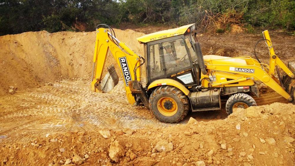 Executivos da empresa Eólicas Caetité e do banco BNDES visitam projetos em Caetité