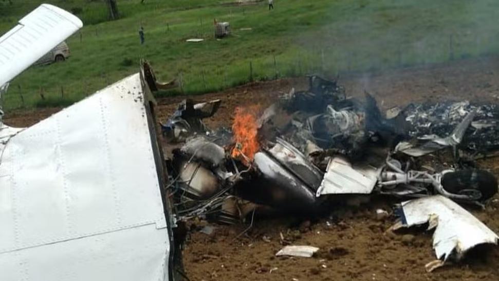 Piloto morre após queda de avião que estava vindo para Guanambi