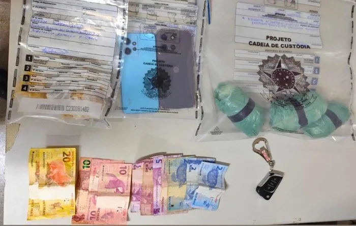 Homem é preso com drogas e dinheiro durante ação da Rondesp em Caetité