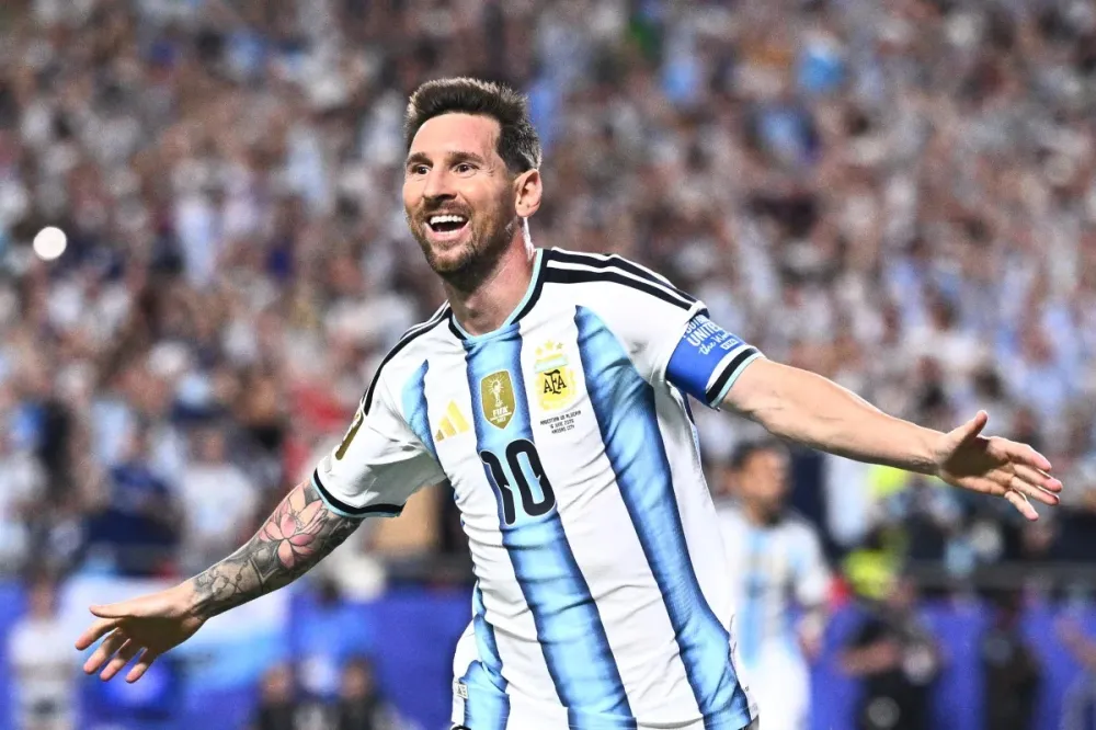 Messi ultrapassa Klose e se isola como maior artilheiro da história das Copas do Mundo