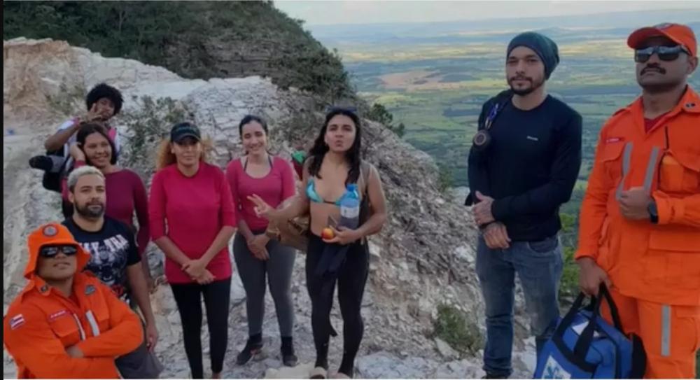 Grupo de trilheiros que havia se perdido em zona rural de Guanambi é resgatado pelos bombeiros