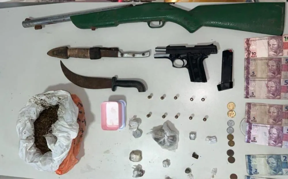 Homem é preso por tráfico de drogas e porte ilegal de arma em Bom Jesus da Lapa