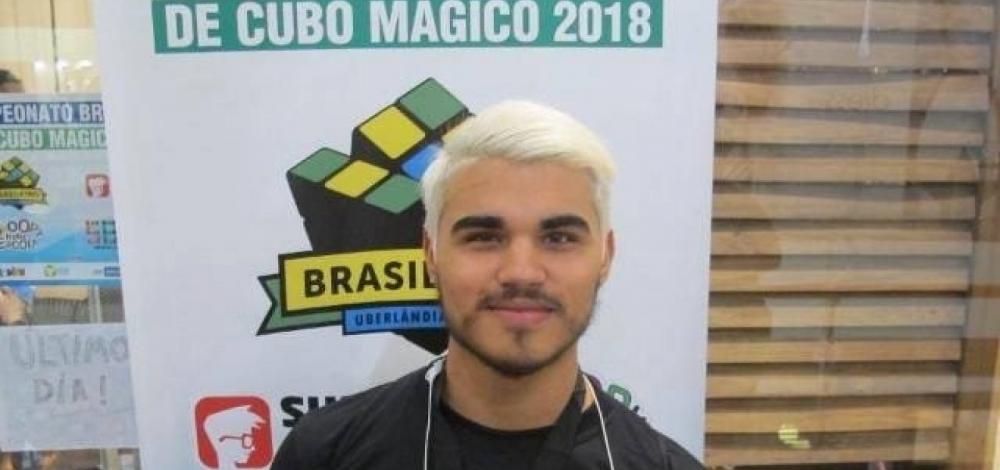 Sudoeste: Estudante conquista 1º lugar em campeonato nacional de cubo mágico