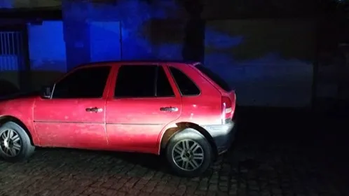 Carro em mau estado é apreendido em Guanambi; condutora não tinha CNH