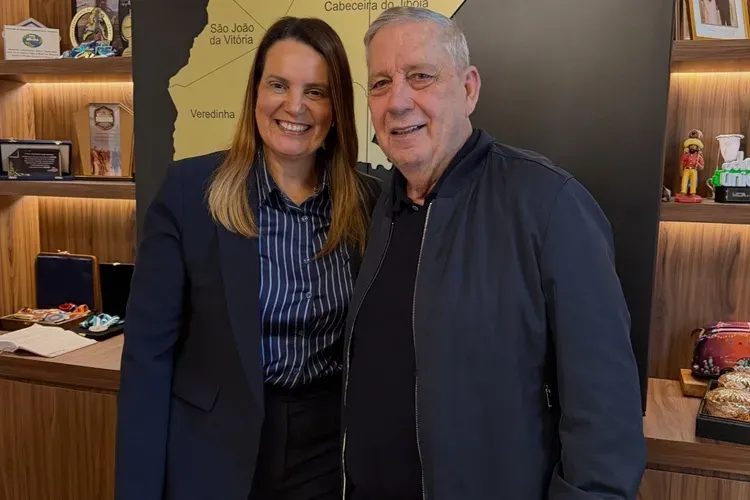 Sheila Lemos recebe Nilo Coelho e reforça articulação política no sudoeste da Bahia