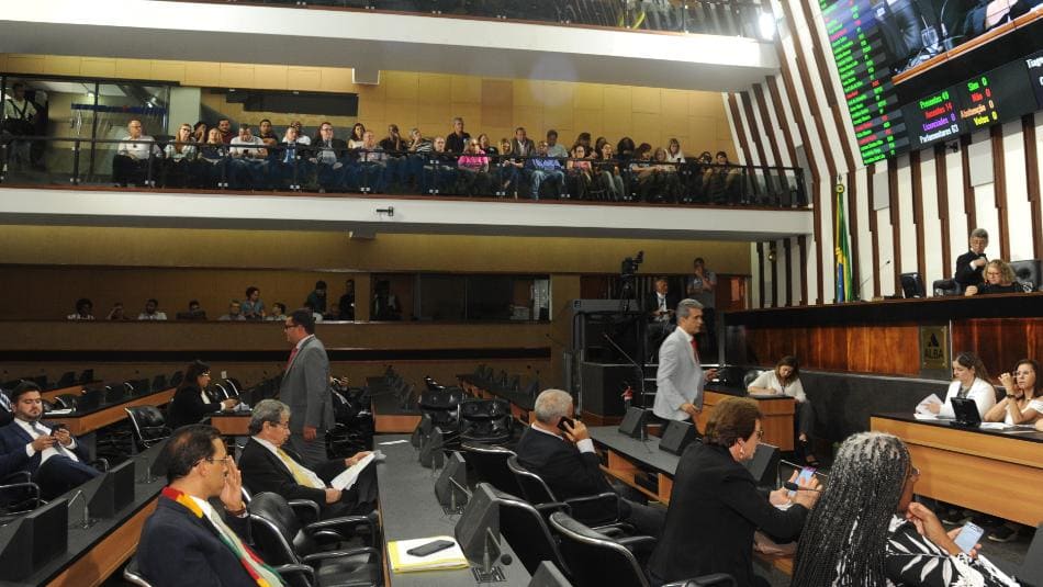 TJ-BA derruba liminar que suspendia tramitação da PEC da Previdência; texto deve ser votado amanhã