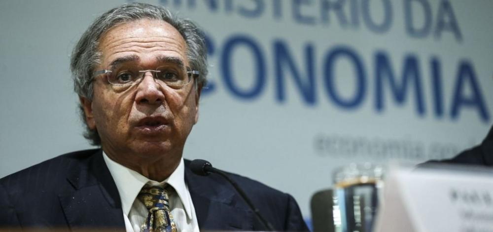 'Quero vender todas', diz Paulo Guedes sobre estatais