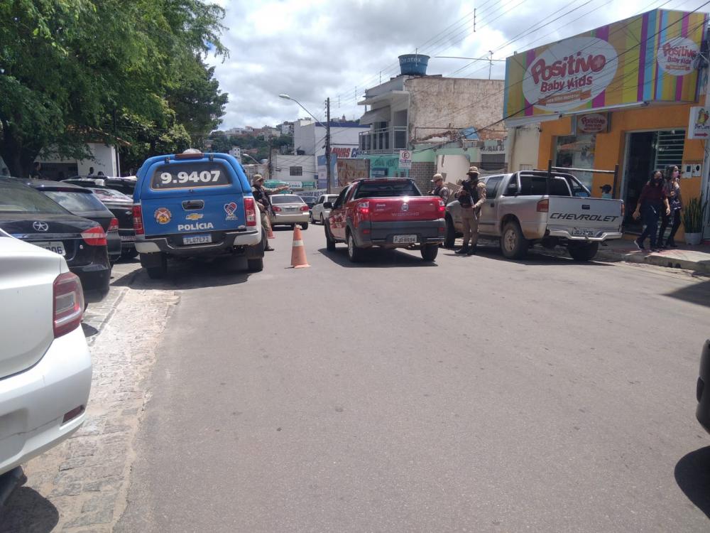 94ª CIPM promoveu blitz educativa em diversos pontos da cidade de Caetité