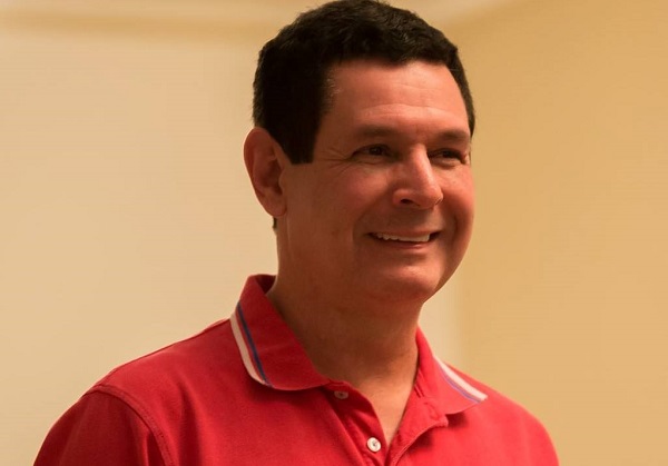 Justiça manda ex-prefeito de Paramirim apagar vídeo sob pena de multa