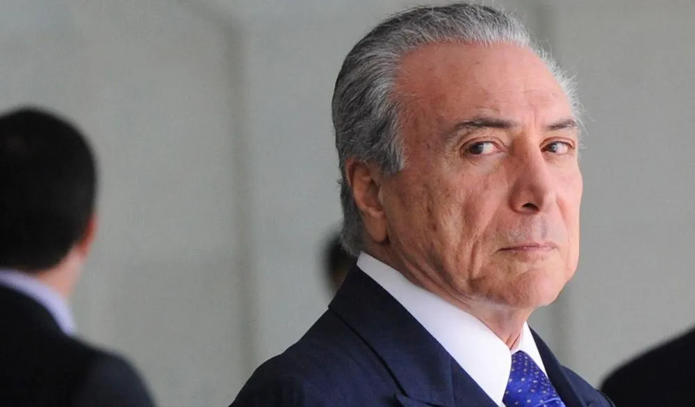 Temer busca diálogo para reduzir tensão entre ministros do STF