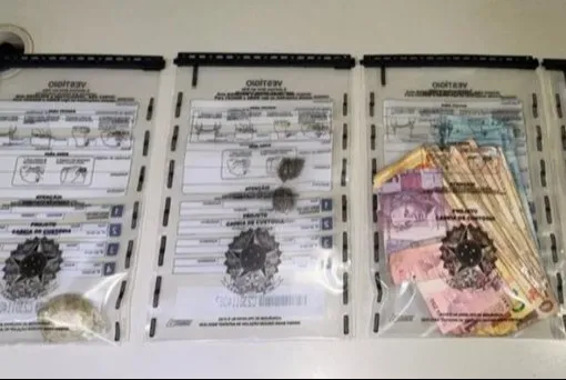 PM apreende drogas e dinheiro no bairro Vila Nova, em Bom Jesus da Lapa