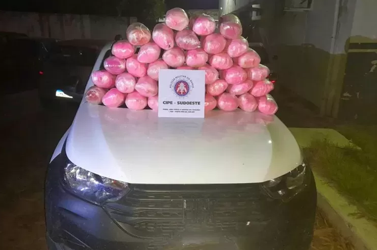 Cipe Sudoeste apreende mais de 22 kg de maconha em Paramirim 