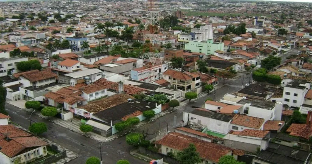 Feira da Mata cria bônus de R$ 1 mil para profissionais da educação