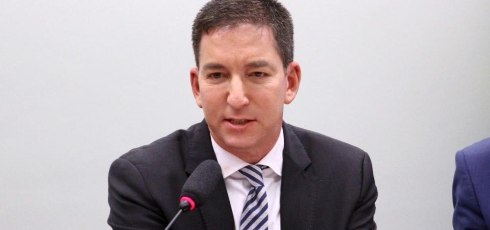Vaza Jato acabou? Greenwald promete nova reportagem hoje