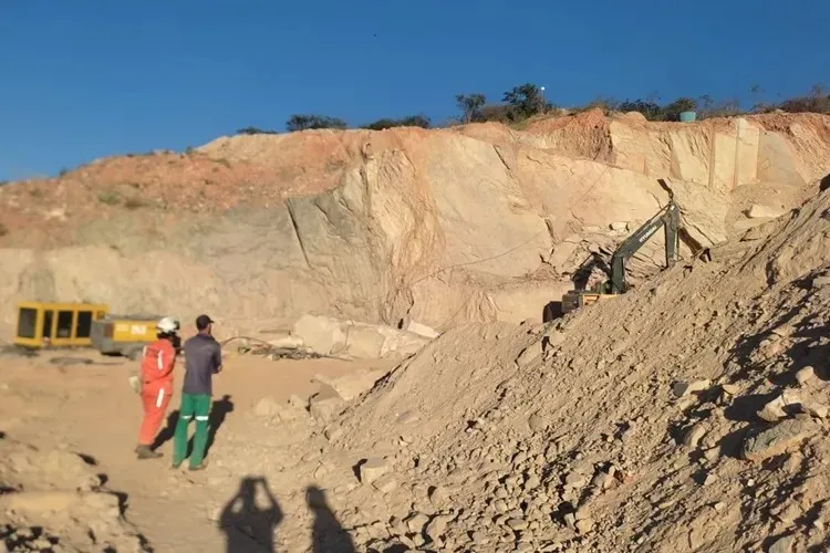 Deslizamento em pedreira mata homem de 39 anos em Ituaçu