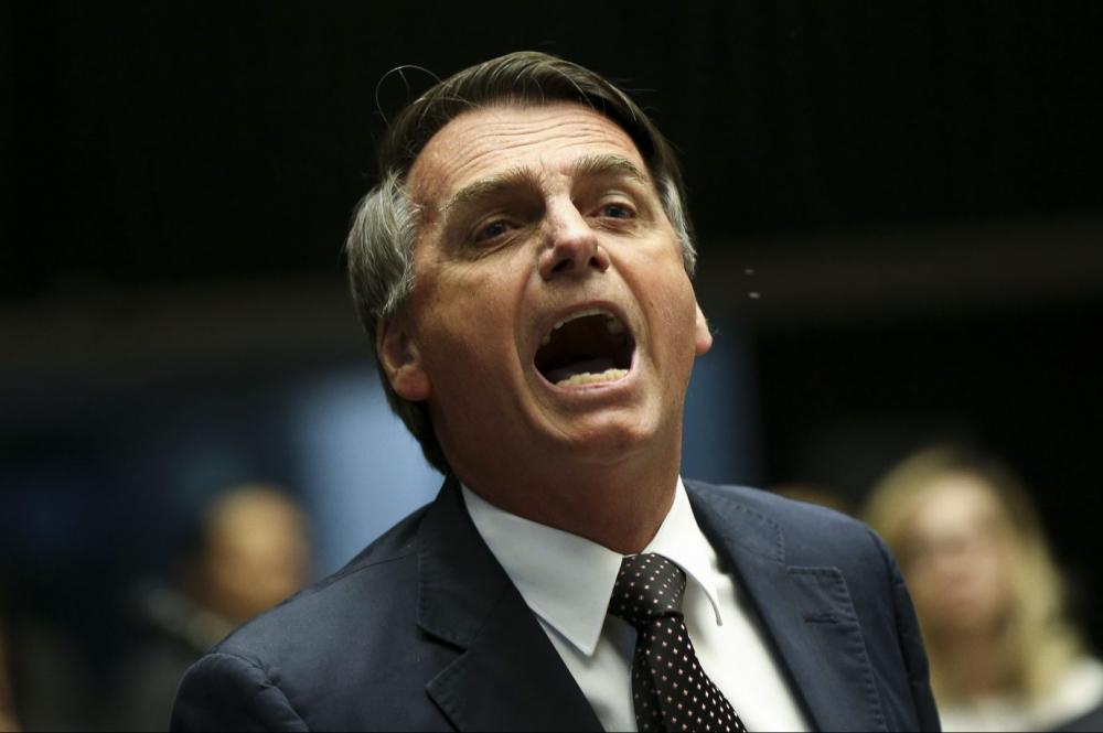 Sem Lula, Bolsonaro lidera pesquisa presidencial na Bahia
