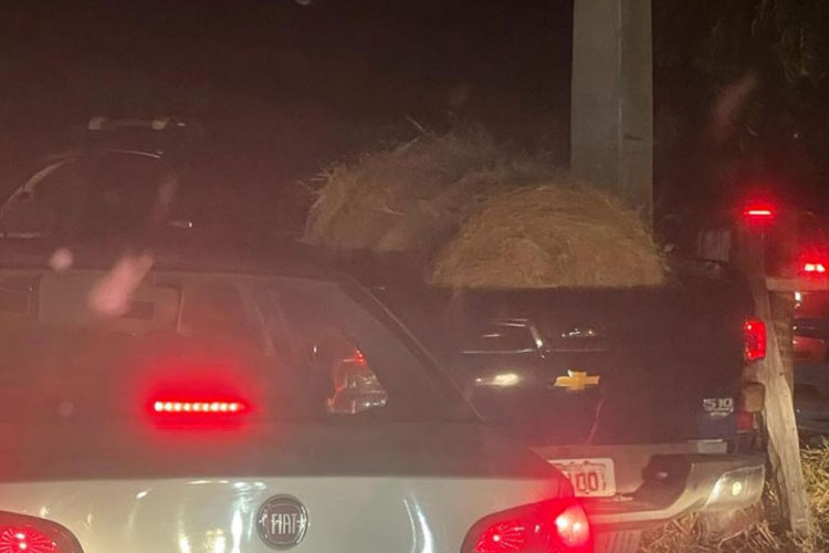 Veículo da prefeitura de Ibotirama é visto em show de Gusttavo Lima em Guanambi