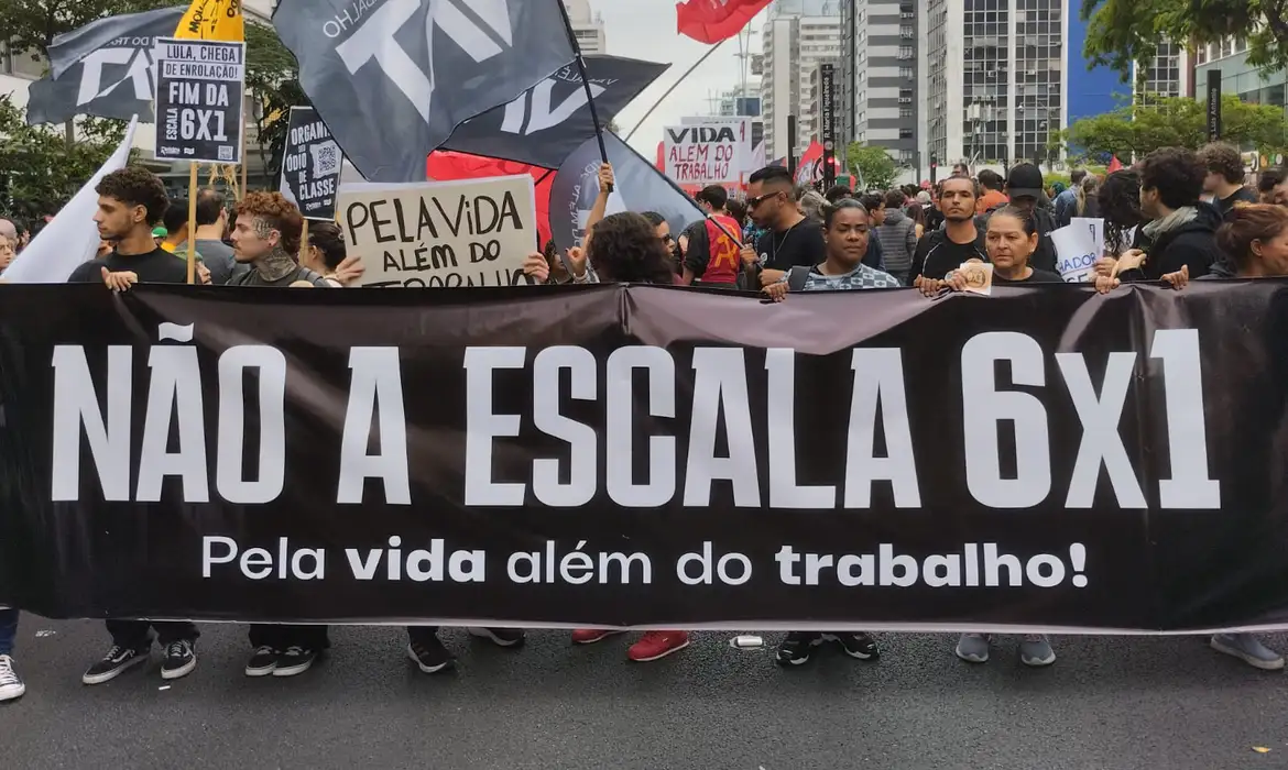 Apoio ao fim do 6x1 cai se houver corte salarial
