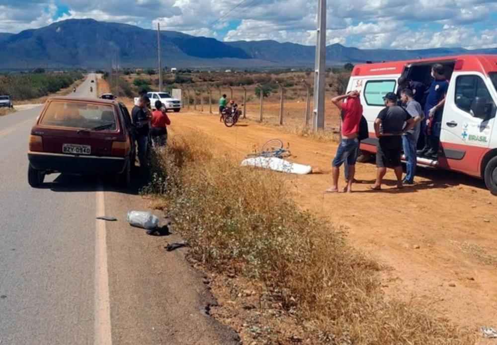 Ciclista morre após ser atropelado por carro BA-152, em Livramento
