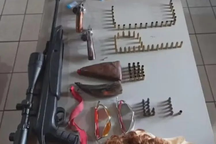 Casal suspeito de comandar tráfico de drogas morre em confronto com a polícia em Anagé