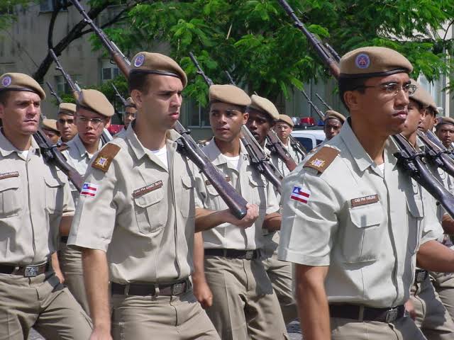 Portal do Servidor divulga locais e horários de concurso para formação de policiais e bombeiros na BA