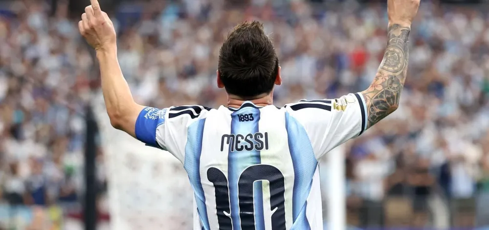 Messi protagoniza virada contra Egito e Argentina avança para quartas de final da Copa do Mundo