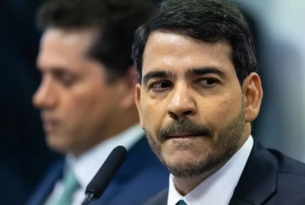 Senado rejeita indicação de Jorge Messias ao STF