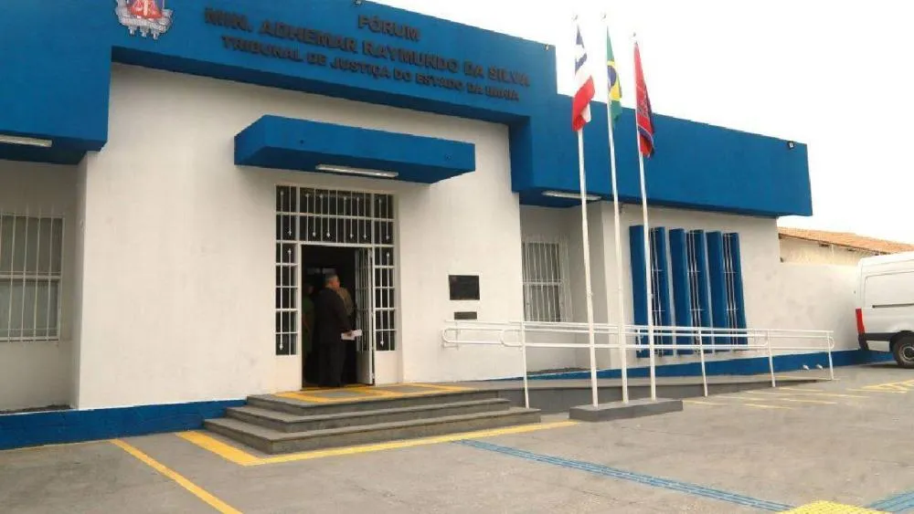 Tribunal do Júri condena homem por tentativa de feminicídio em Carinhanha