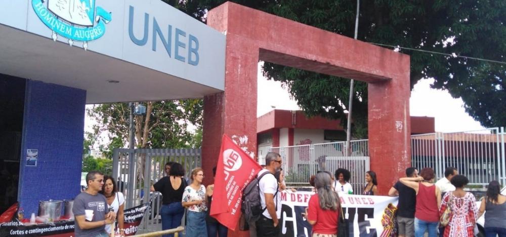 TJ-BA ordena pagamentos de salários cortados a professores de universidades estaduais