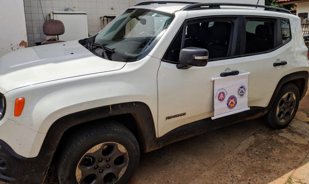 Polícia Militar apreende Jeep Renegade roubado em Caculé