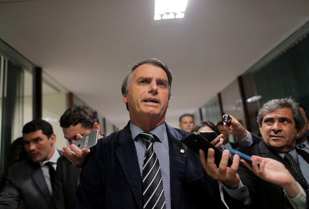 Em processo, ex acusa Bolsonaro de furtar cofre e receber pagamentos não declarados