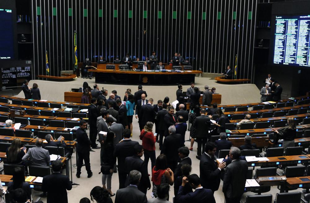 Câmara aprova MP que cria Cartão Reforma para imóveis