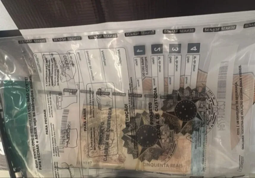 Polícia recupera R$ 6,3 mil após menina ser extorquida com imagem criada por IA em Vitória da Conquista