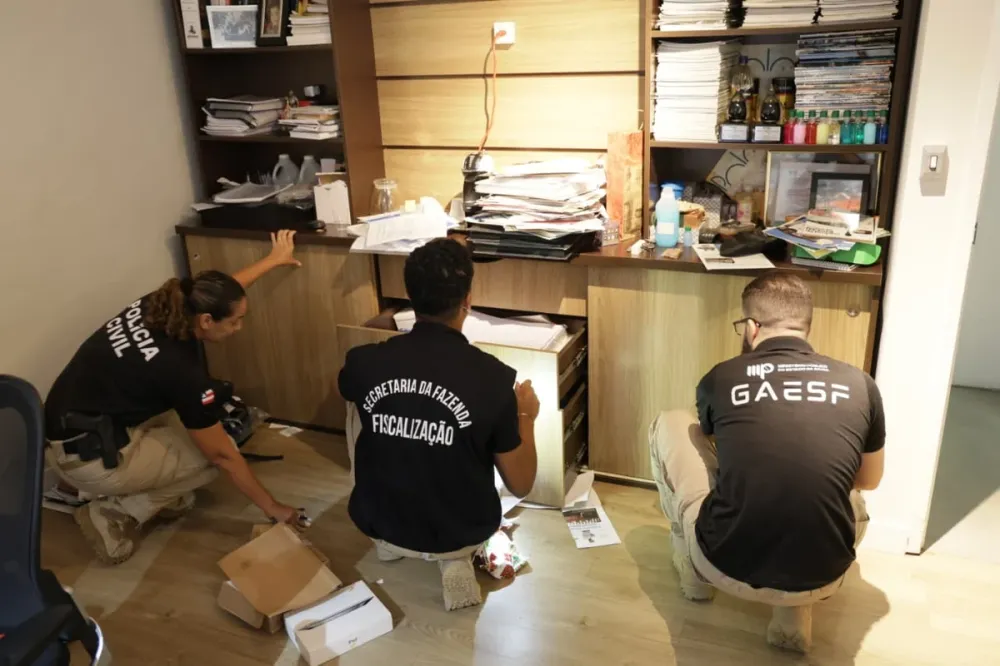 Servidor público é preso em operação que apura esquema de R$ 400 milhões no setor de combustíveis na Bahia