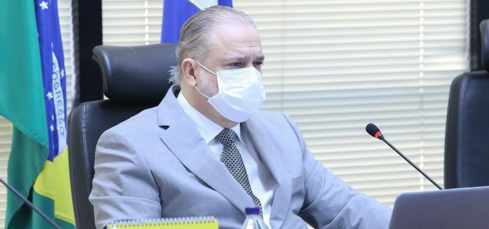 Aras endurece medidas contra bolsonaristas para se aproximar do STF