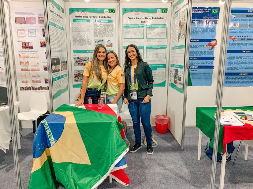 Estudantes de Livramento representam a Bahia em evento científico em Dubai