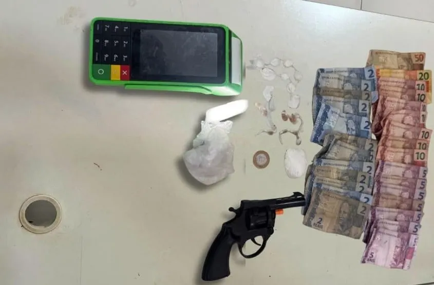 Suspeito de tráfico é preso após tentar fugir da Rondesp em Bom Jesus da Lapa