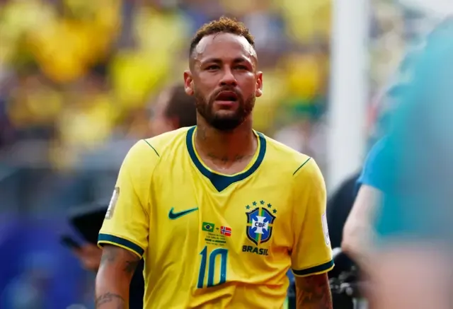 Neymar indica despedida da Seleção após eliminação na Copa