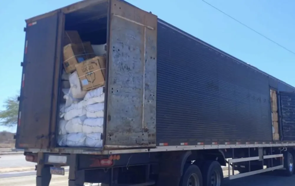 Carga de mais de meio milhão de reais é apreendida pela PRE em Tanhaçu